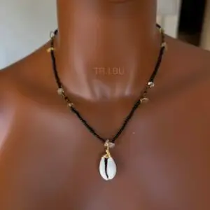 Tr.i.bu – Collier Cyprea