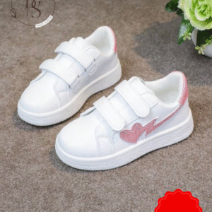 Baskets enfants pointure 28 – Blanches décor cœur et papillon
