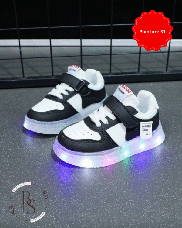 Baskets LED enfants pointure 31 – Sneakers lumineuses antidérapantes – Image 2