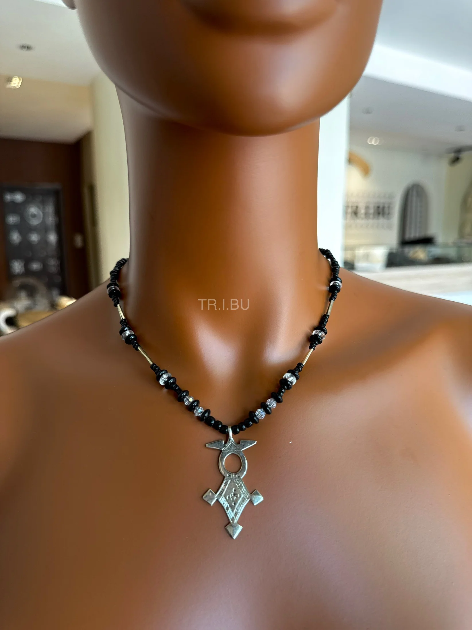 TR.I.BU – Collier GADEZ