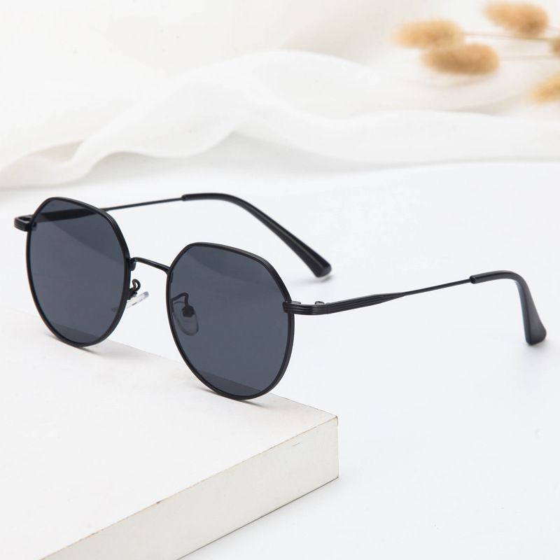 Yeli’s Glasses – Lunettes de Soleil Ovales UV400