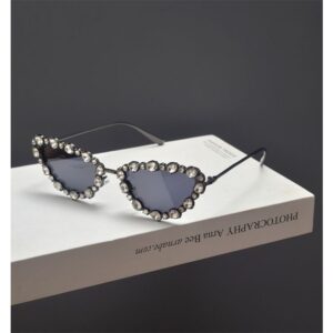 Yeli’s Glasses – Lunettes de Soleil Noires avec Strass TCS_1731