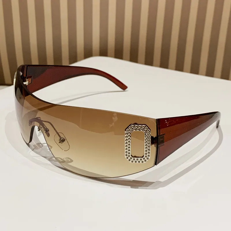 Yeli’s Glasses – Lunettes de Soleil Y2K Sans Monture