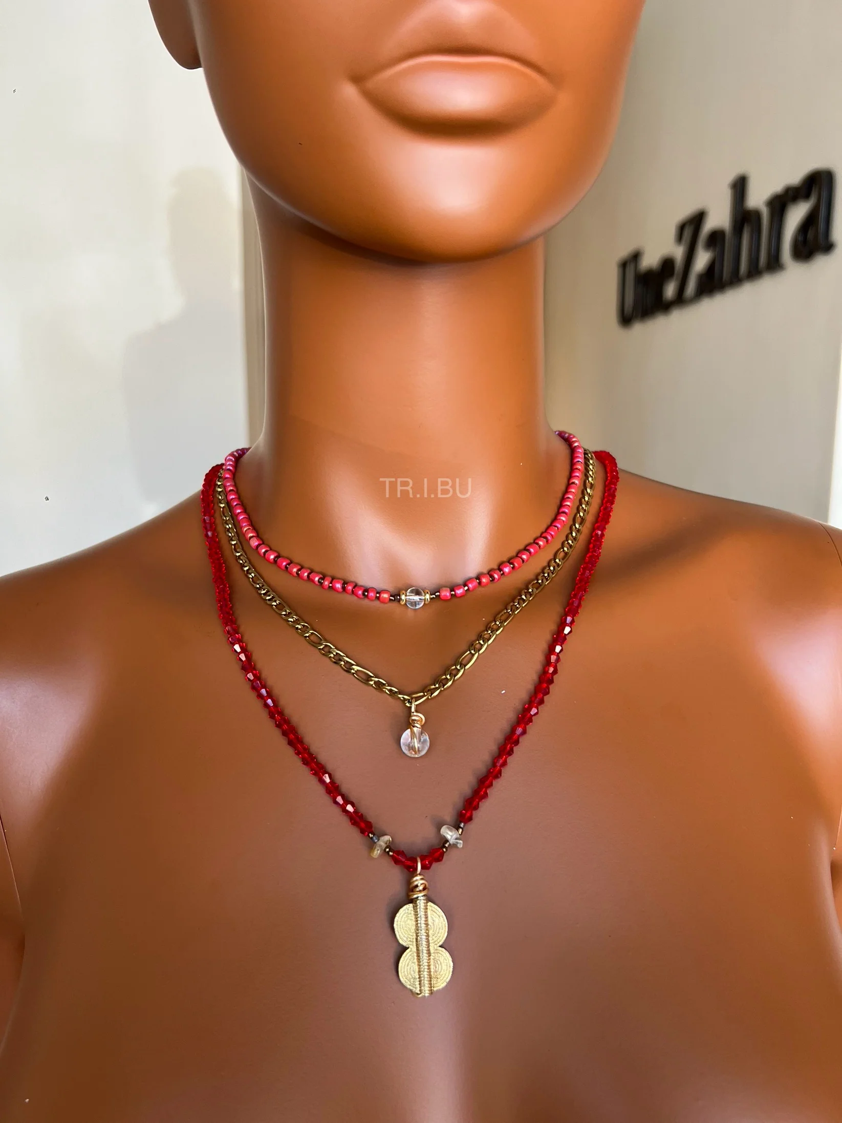 TR.I.BU – Collier ILA