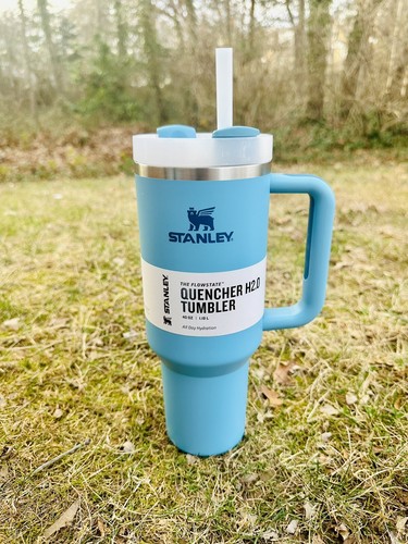 Stanley – Quencher H2.0 Tumbler Bleu 40 oz