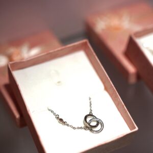 Bracelet Double Anneaux Argenté | Bijou Élégant Femme